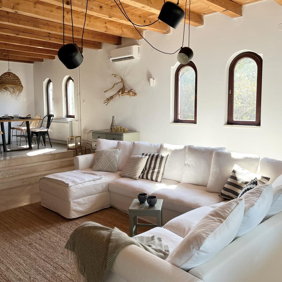 Island House Osljak House in Šibenik-Knin County, Croatia