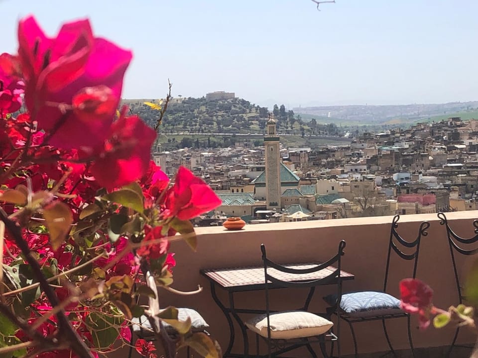 Balcony/Terrace, City view