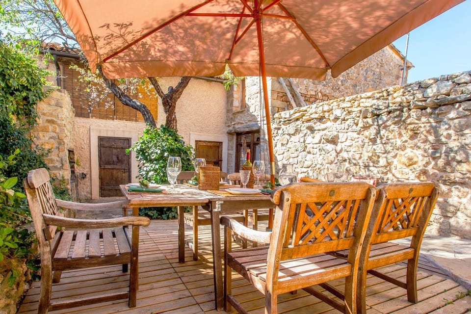 Patio, Inner courtyard view