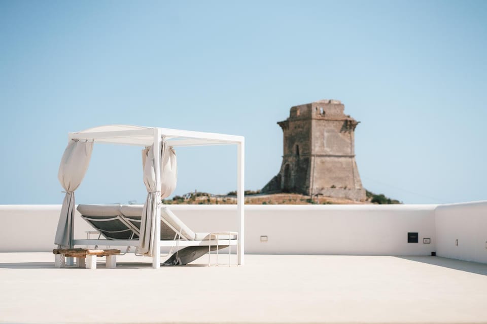 Day, Landmark view