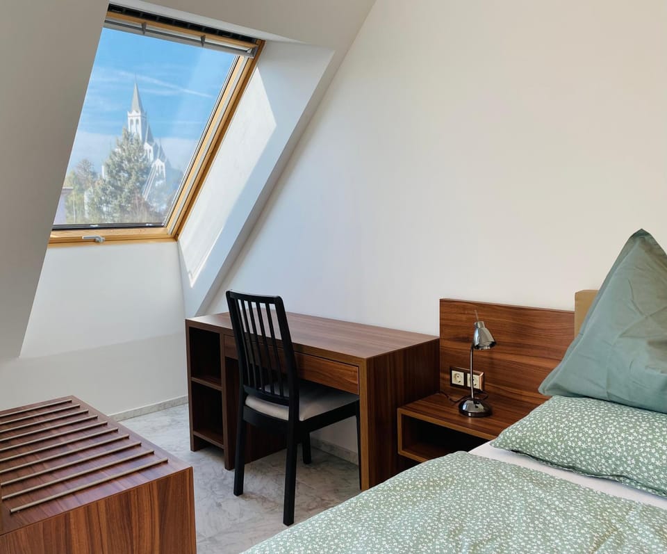 View (from property/room), Seating area, Bedroom