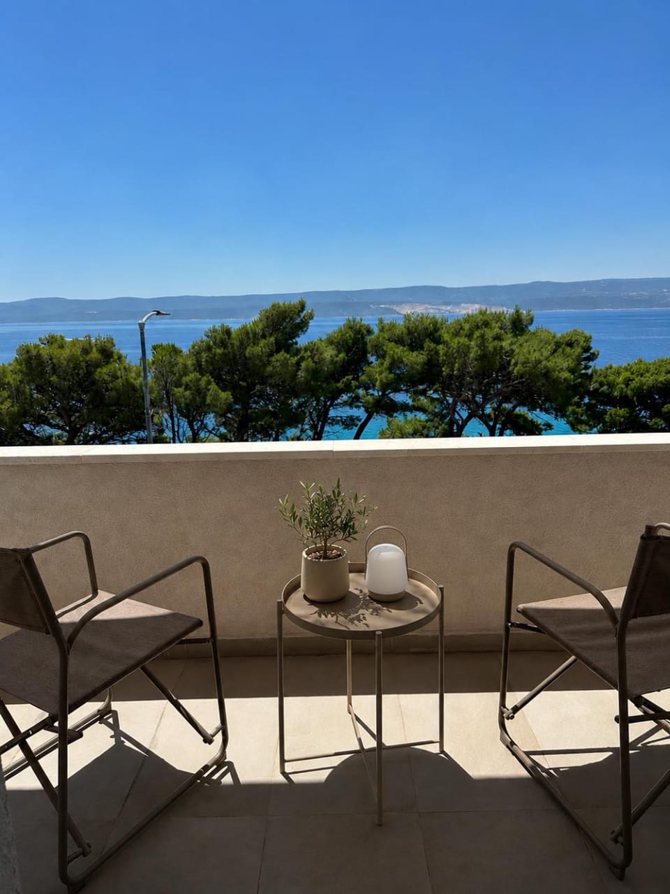 View (from property/room), Balcony/Terrace, Seating area, Sea view