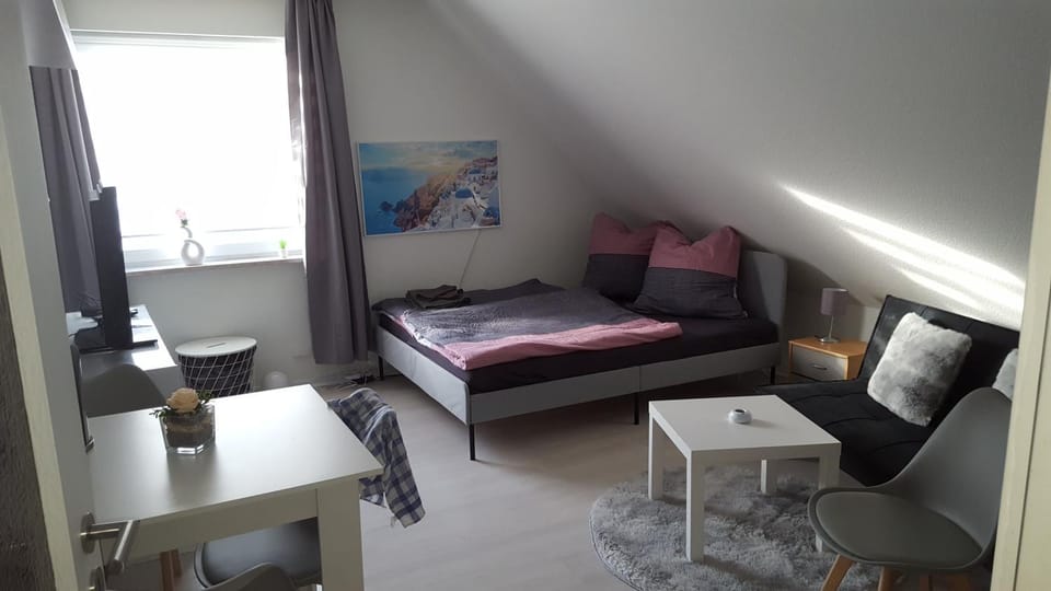 Bed, Photo of the whole room