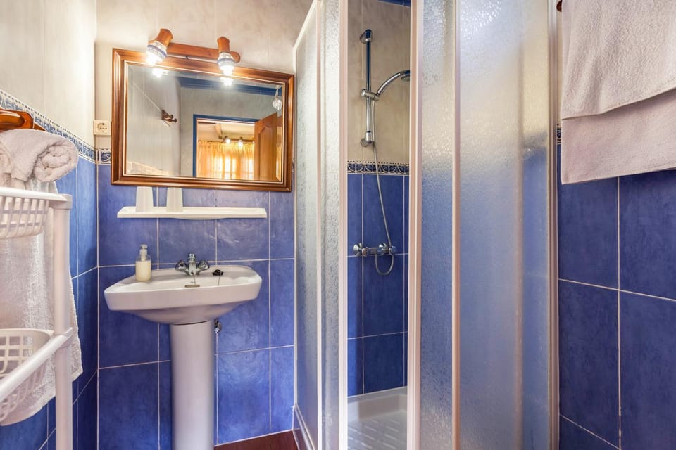 Bathroom, Living room