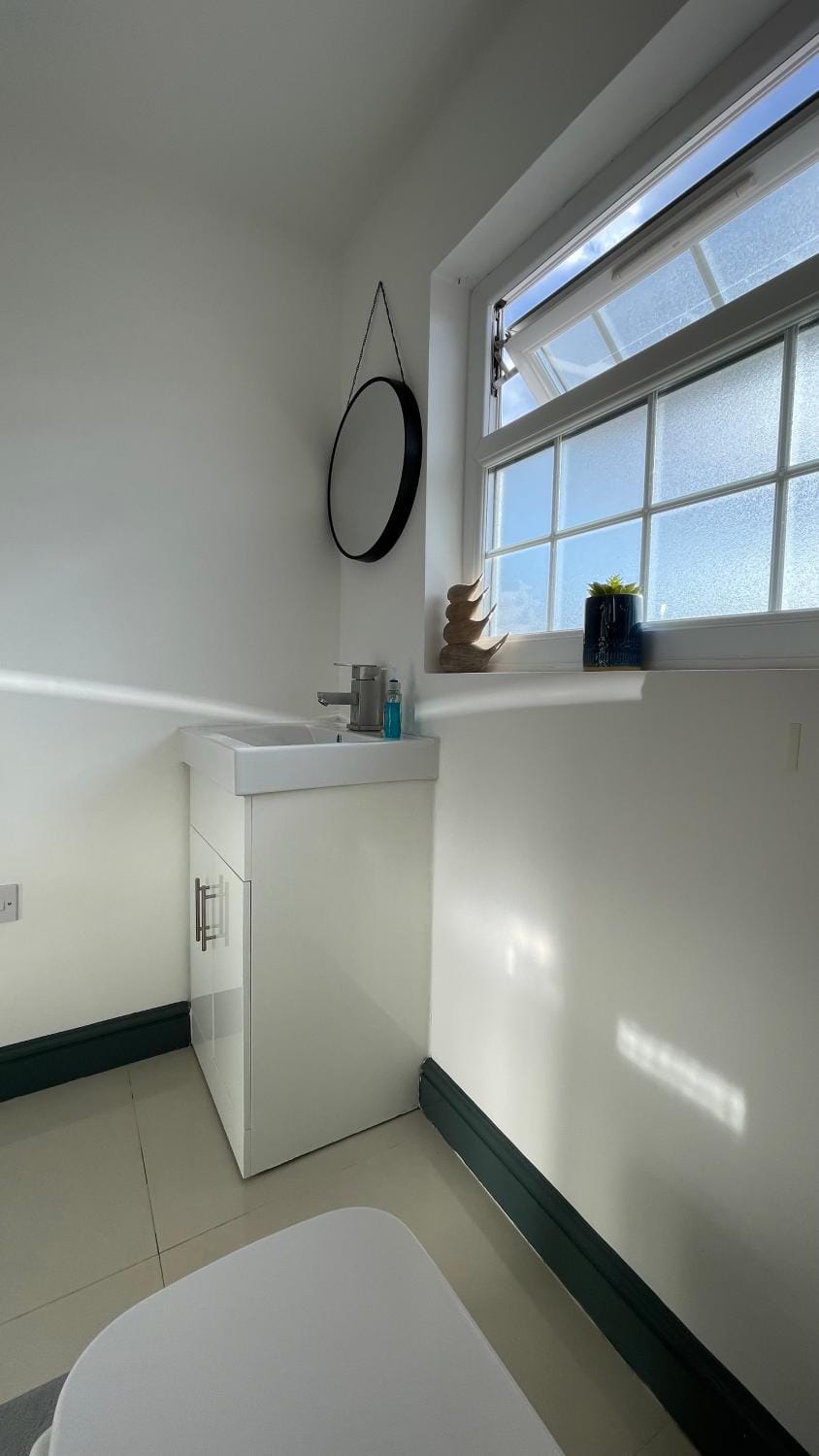 The Aylestone - Leicester City 2 Bed Top Floor Apartment , Free Parking by YO ROOM! Apartment in Leicester