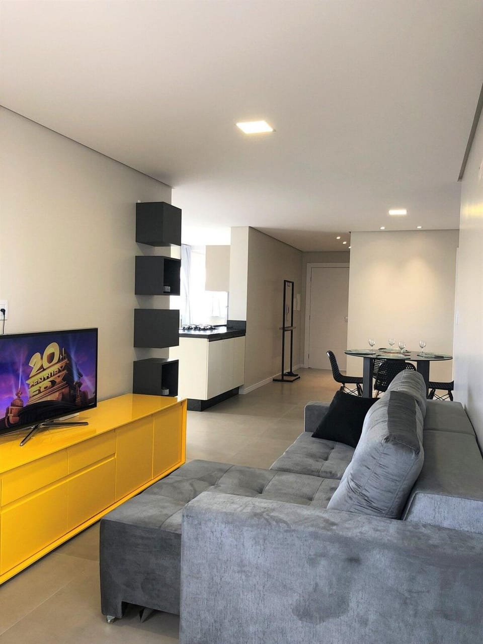 Communal lounge/ TV room, TV and multimedia, Kitchen or kitchenette, Living room, Seating area, Evening entertainment