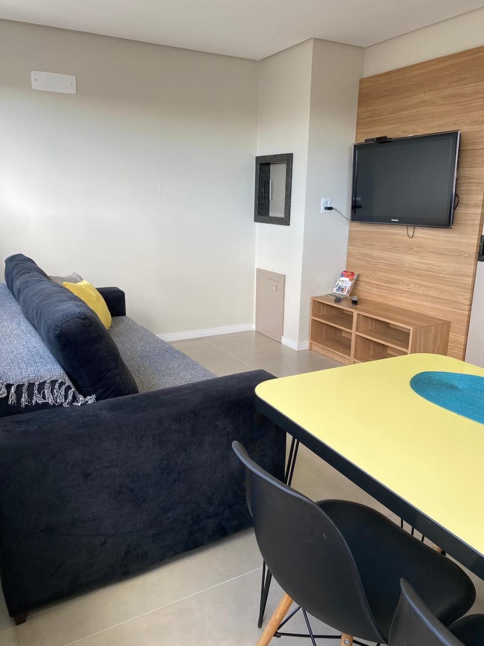 Communal lounge/ TV room, TV and multimedia, Living room, Seating area, Dining area, Evening entertainment