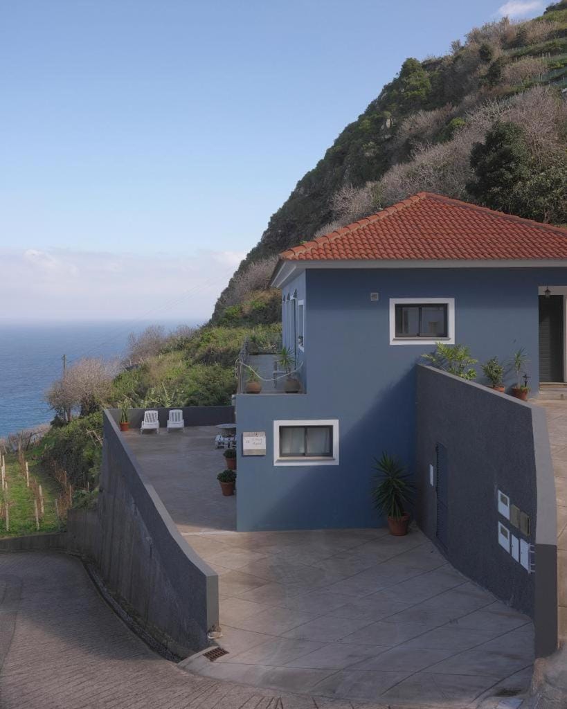 Casa Azul - Ocean View House in Madeira District