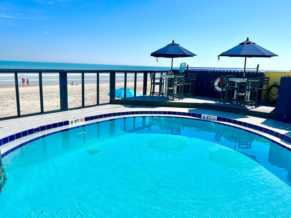 Beach Happy - Ocean View at Symphony Beach Club House in Ormond Beach