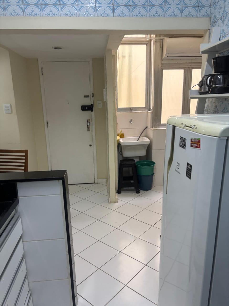 Apartamento mobiliado em Copacabana à 100m da praia Apartment in Rio de Janeiro