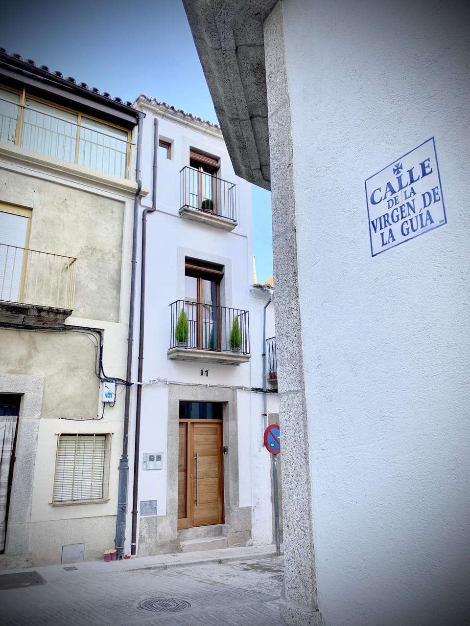 Property building, Facade/entrance