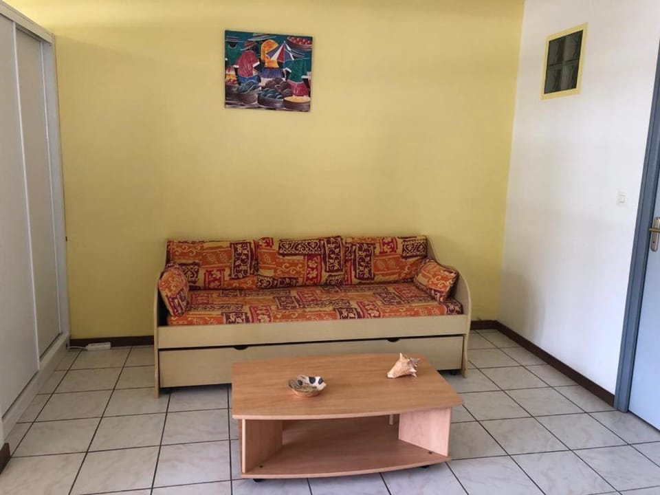 Confort et quiétude à la Michèle au Diamant Apartment in Le Diamant
