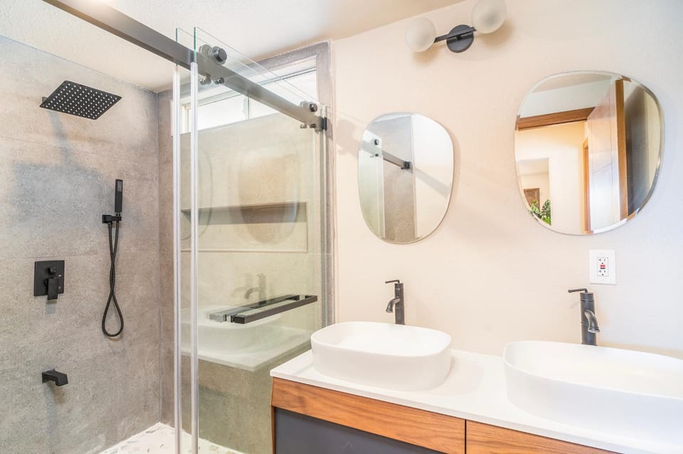 Shower, Bathroom