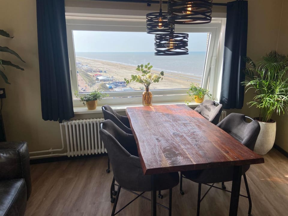 Dining area, Sea view