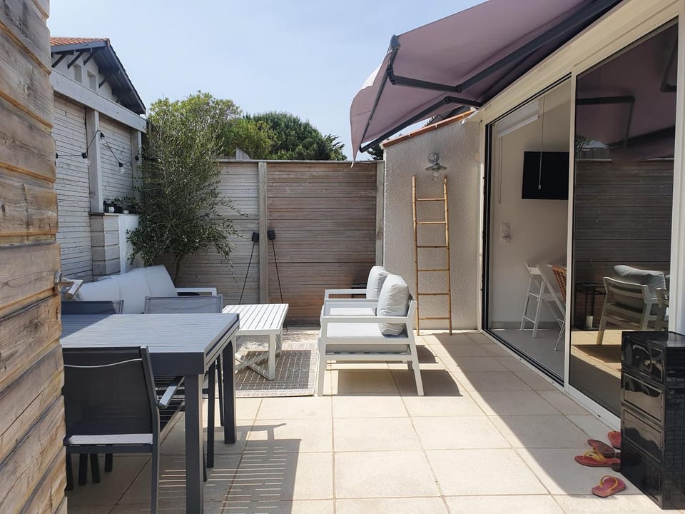 BBQ facilities, Balcony/Terrace