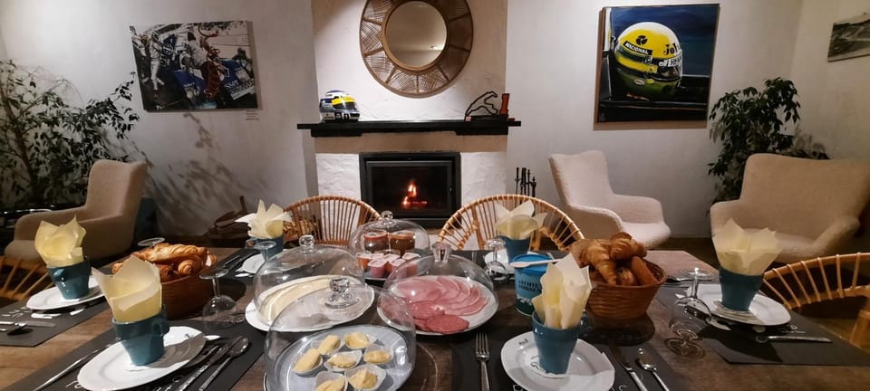 Food and drinks, Food, Breakfast, Drinks