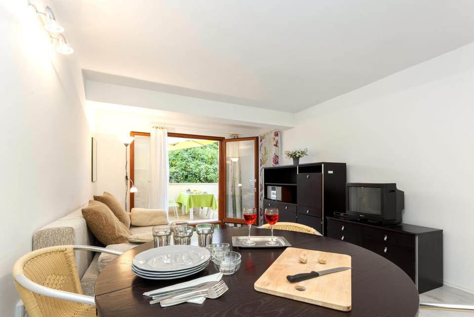 Balcony/Terrace, Living room