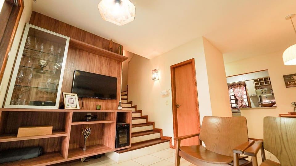 Communal lounge/ TV room, TV and multimedia, Living room