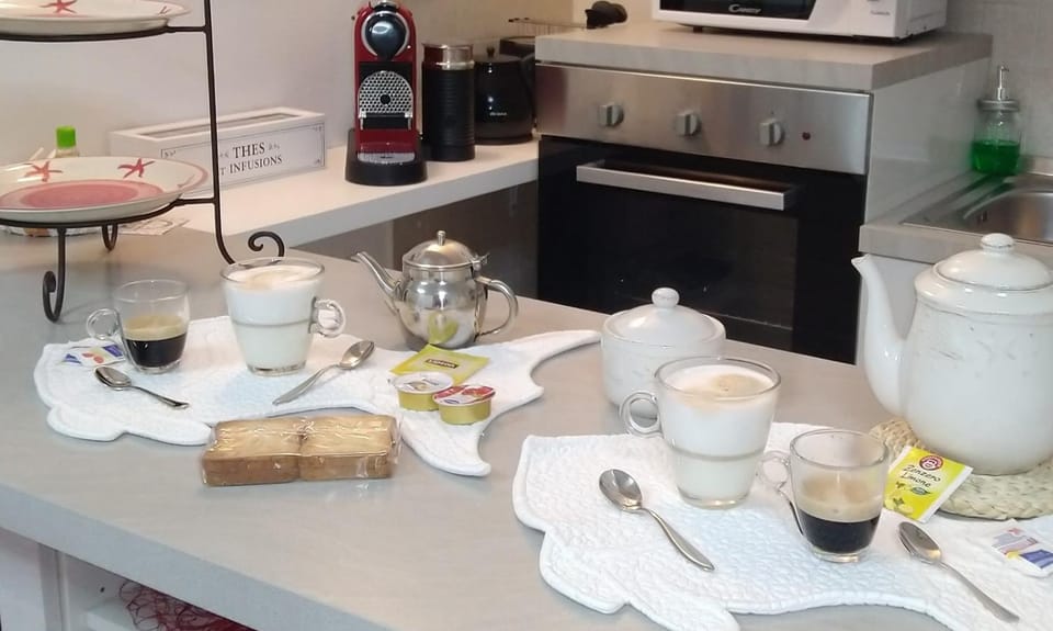 Coffee/tea facilities