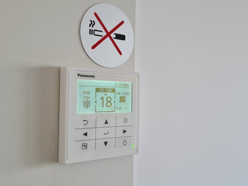 internet, air conditioner