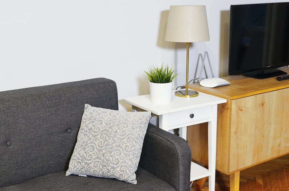 TV and multimedia, Seating area