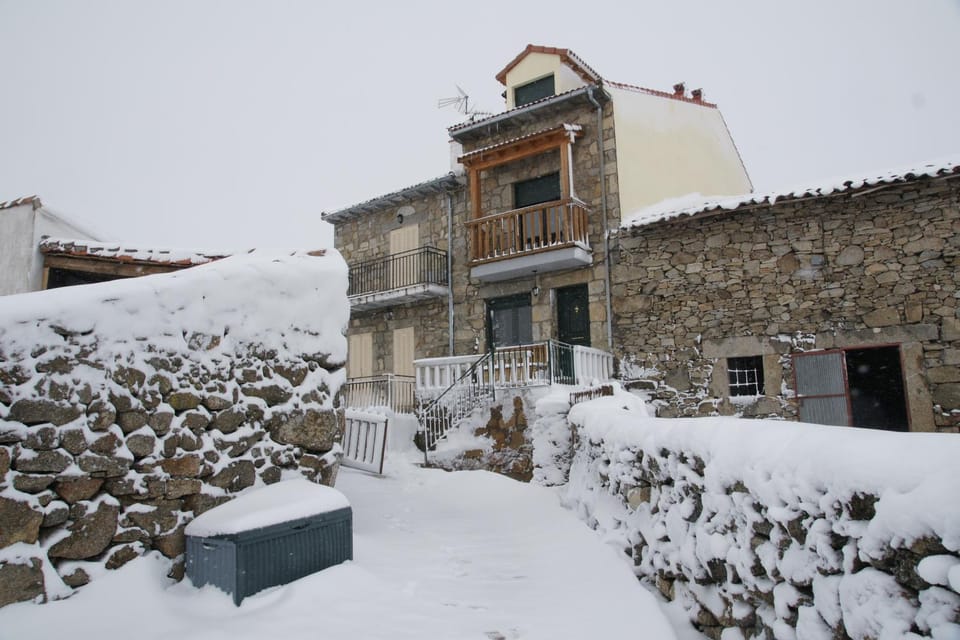 Inner courtyard view
