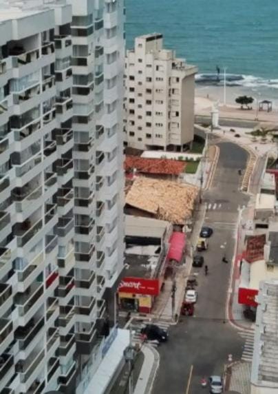 Property building, Day, Neighbourhood, Natural landscape, Bird's eye view, Beach, Evening entertainment, City view, Sea view, Street view, Location