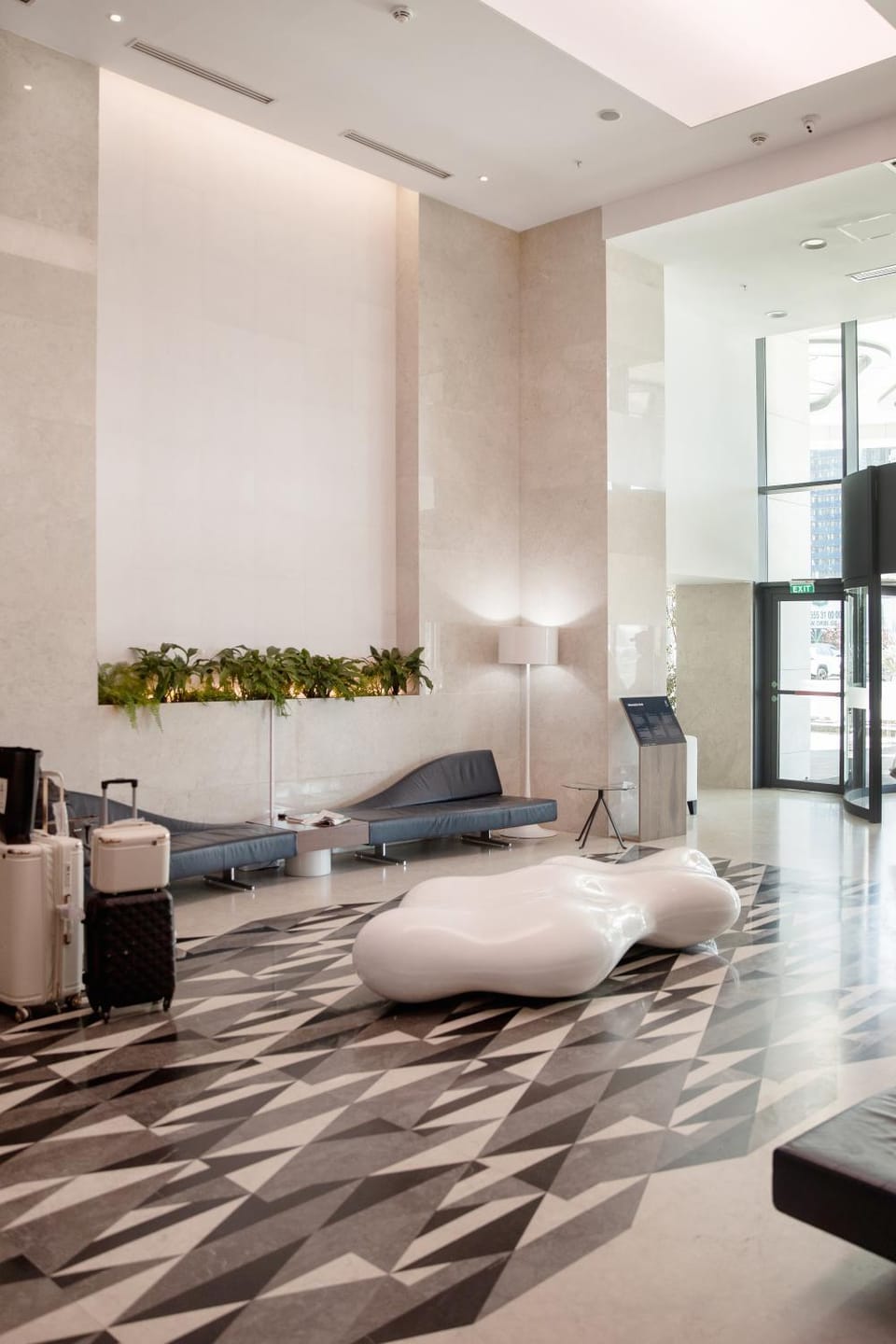 Communal lounge/ TV room