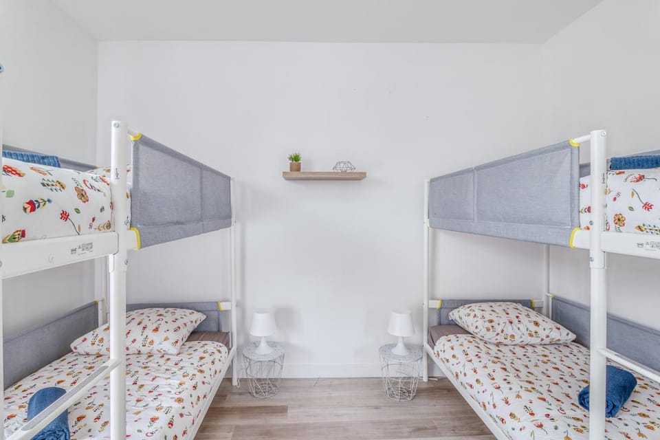 bunk bed