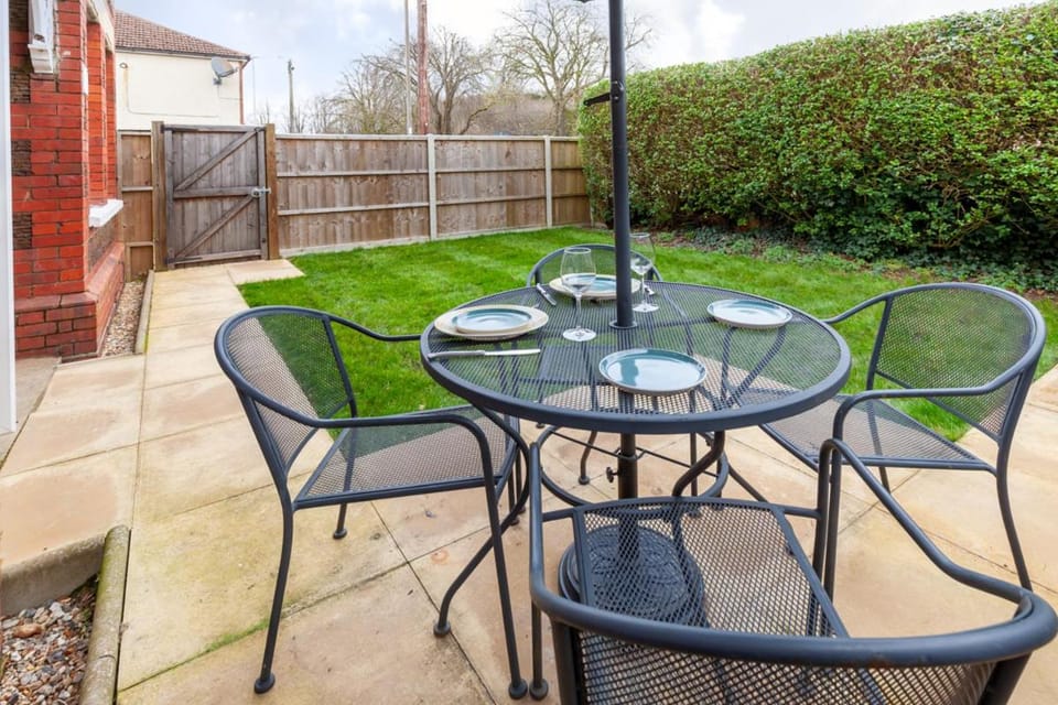 Garden, Balcony/Terrace, Dining area