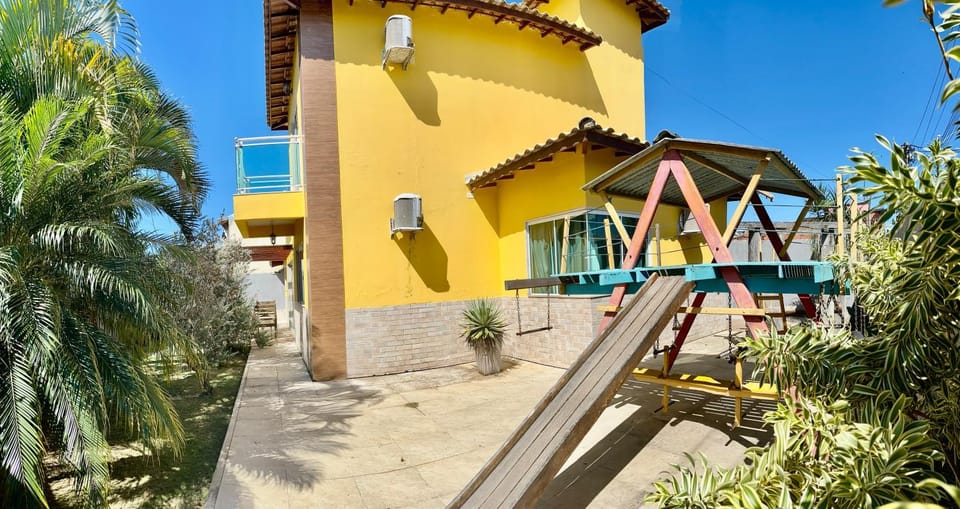 Casa amarela 2km de Geribá-Buzios House in Armacao dos Buzios