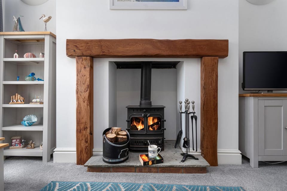 Great Orme Cottage, Llandudno - The Best of Rural & Coast! House in Llandudno