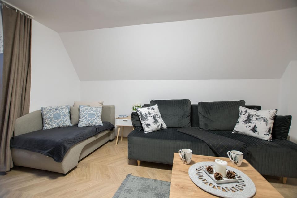 Communal lounge/ TV room, Living room, Photo of the whole room, Seating area