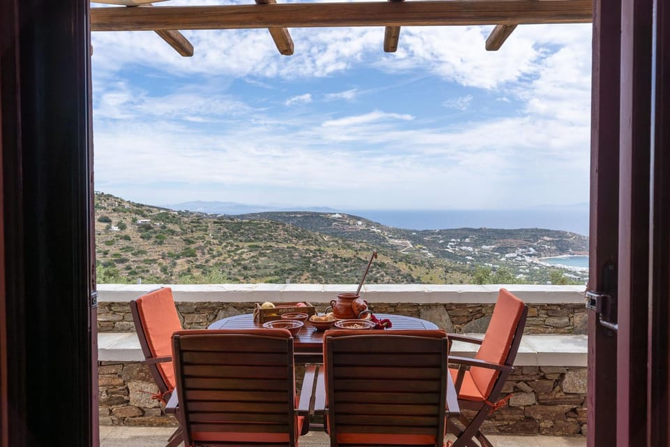 Day, Natural landscape, View (from property/room), Balcony/Terrace, Balcony/Terrace, Dining area, Mountain view, Sea view, Internal: Not applicable to any particular room