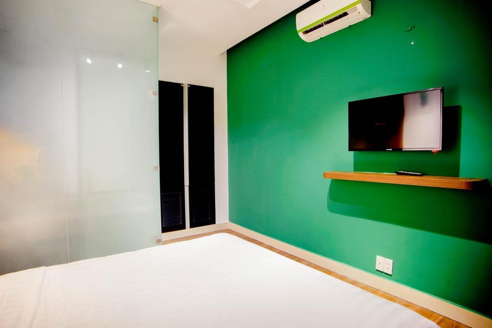 Photo of the whole room