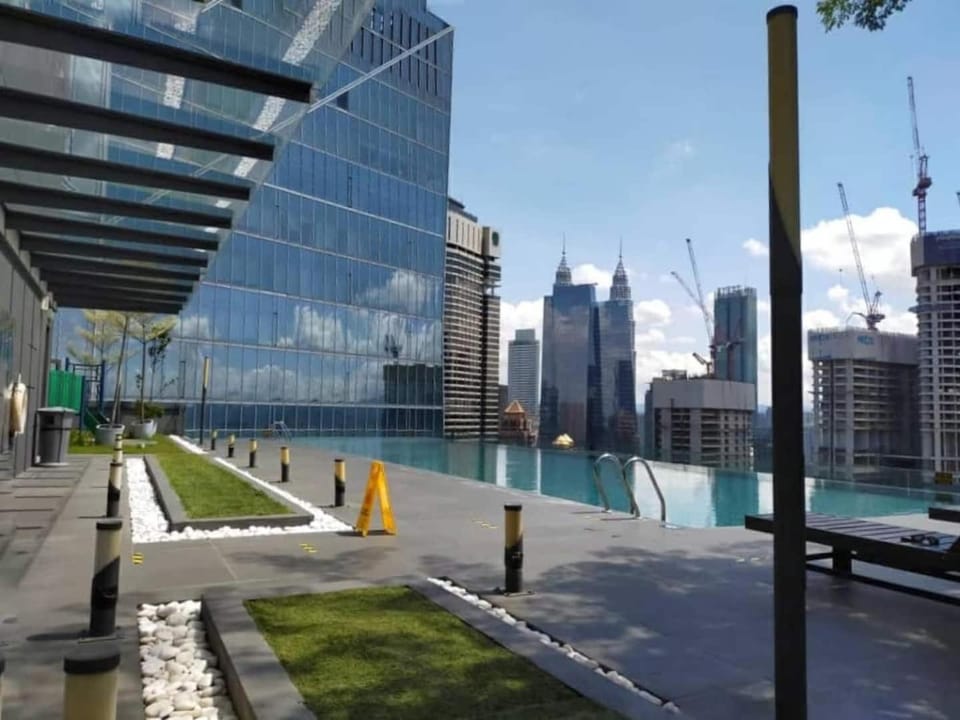 City view, Swimming pool
