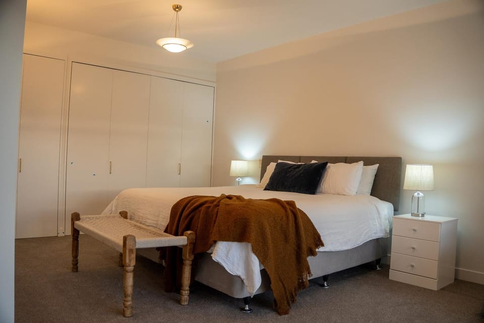 Bedroom, wardrobe