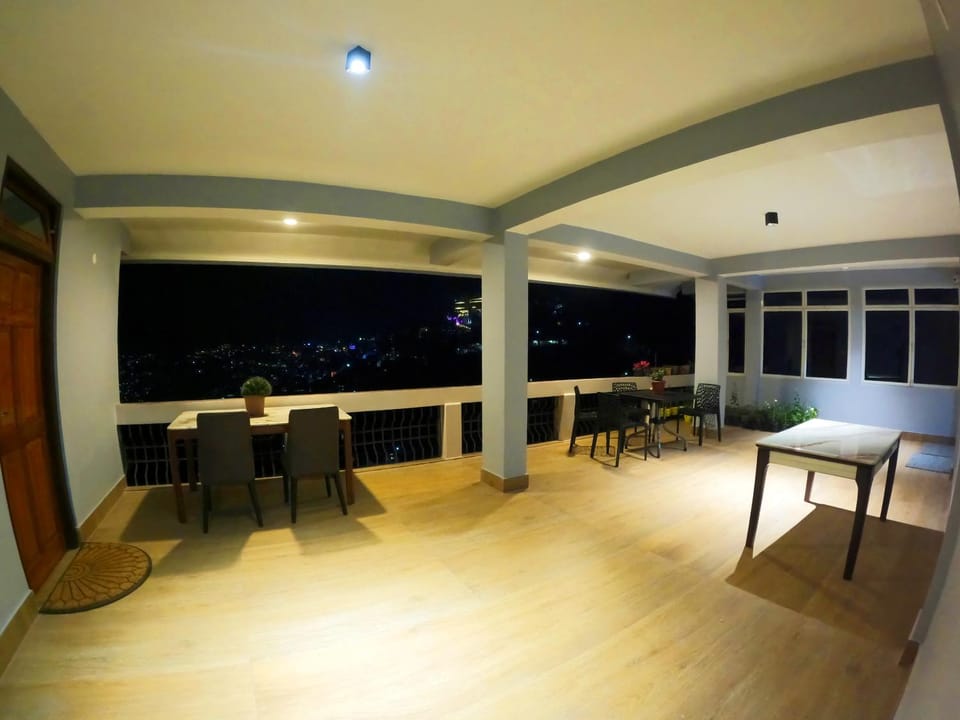 Balcony/Terrace, Lobby or reception