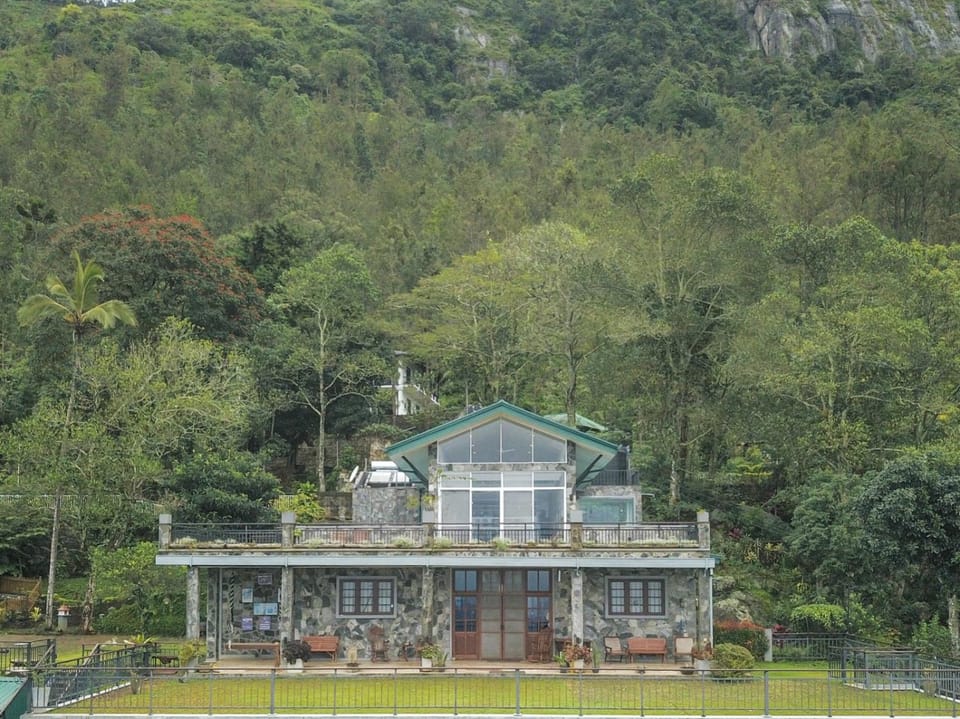 eSKPe to Blackwood Vacation rental in Uva Province, Sri Lanka