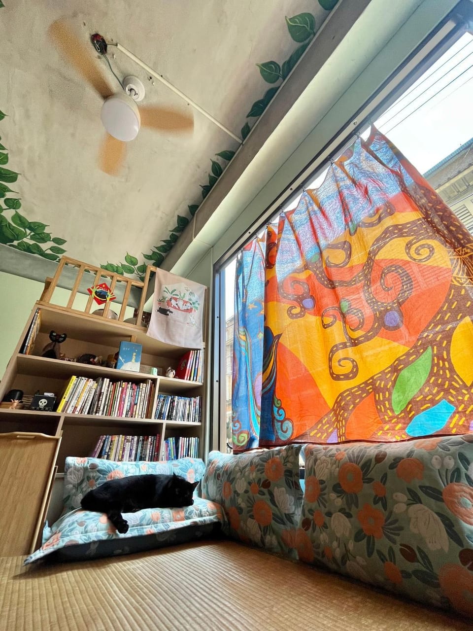 Library, Seating area, fireplace
