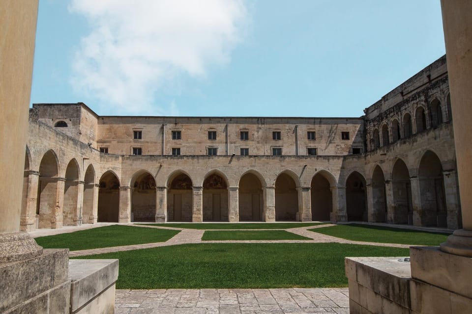 Inner courtyard view