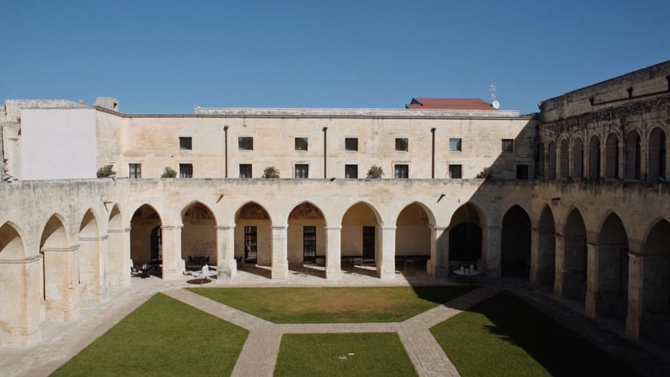 Inner courtyard view