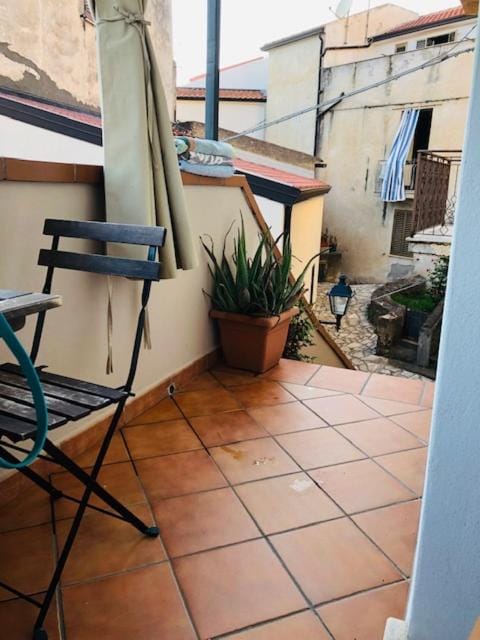 Patio, Balcony/Terrace