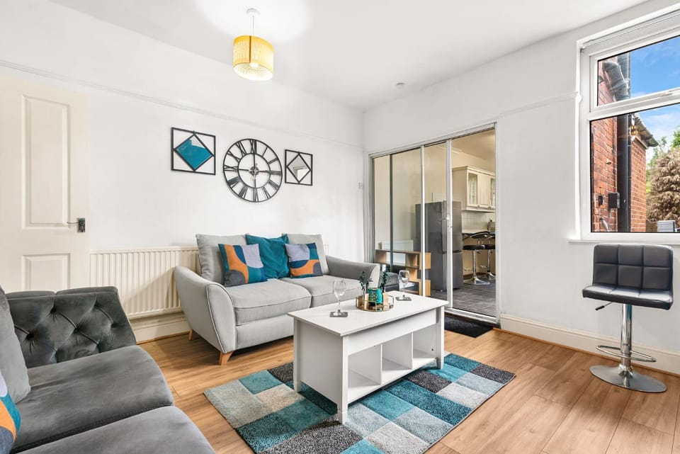 Communal lounge/ TV room, Seating area