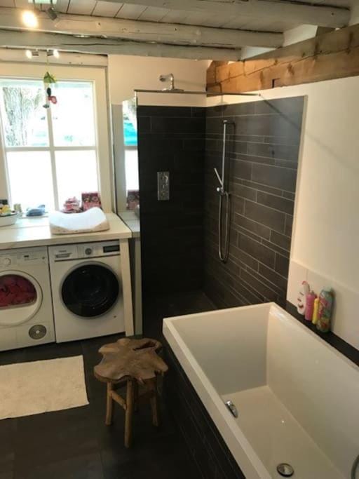 Bathroom, Bath