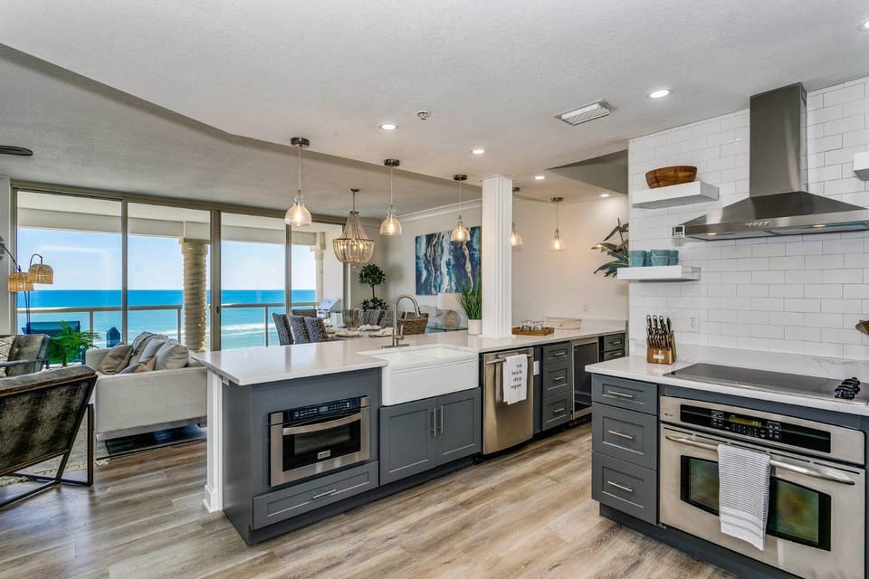 Beach Club 604 House in Pensacola Beach