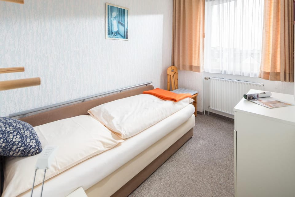 Haus Westwind Hallwegh 02 Apartment in Lower Saxony, Germany
