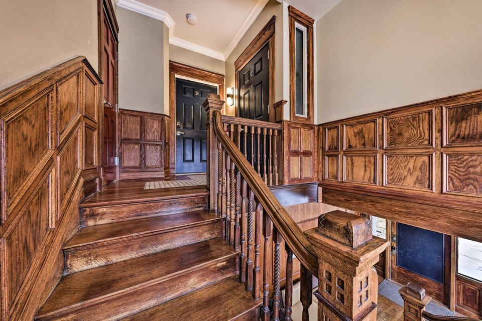 Unique Kansas City Apt: Walk to KC Streetcar Stop! Apartment in Kansas City