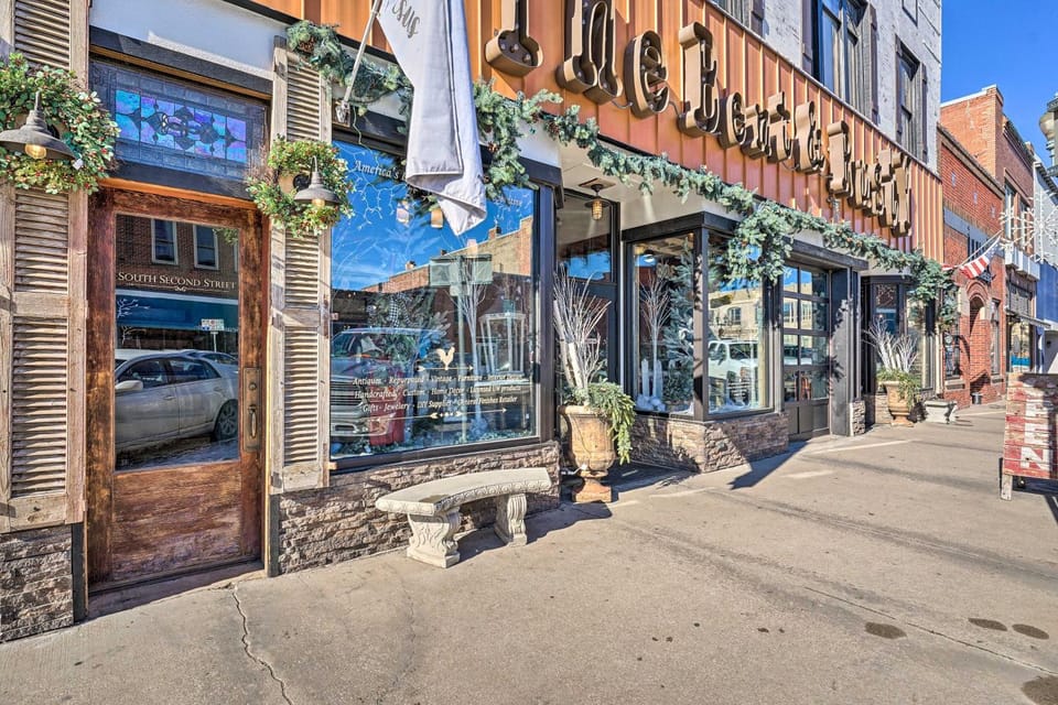 Walk to Shops & Restaurants: Dtwn Laramie Condo! House in Laramie