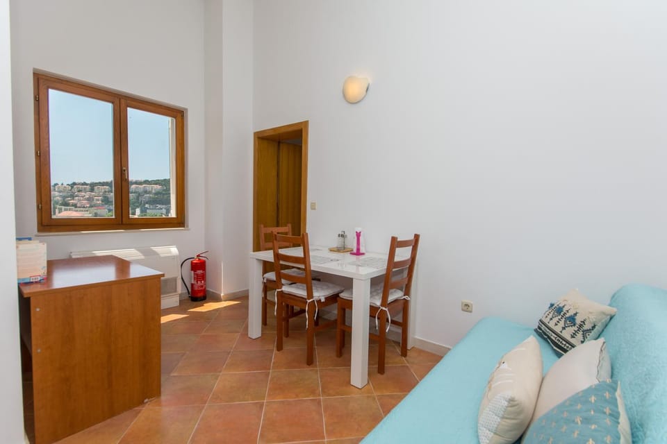MODERN APARTMENT WITH SEA VIEW Apartment in Dubrovnik